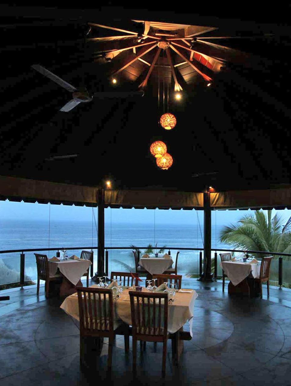 Niraamaya Wellness Retreats, Surya Samudra, Ковалам Екстер'єр фото