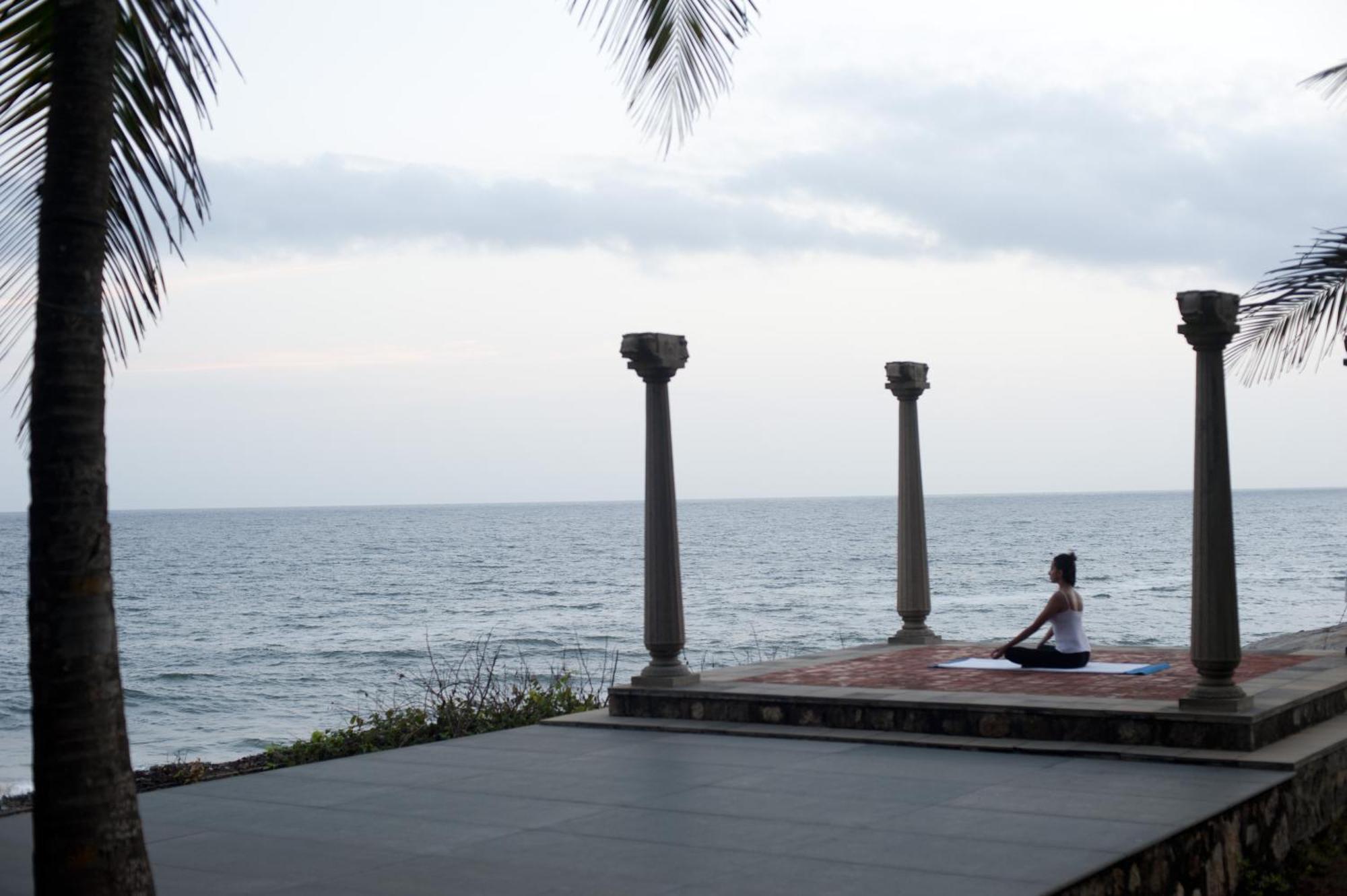Niraamaya Wellness Retreats, Surya Samudra, Ковалам Екстер'єр фото