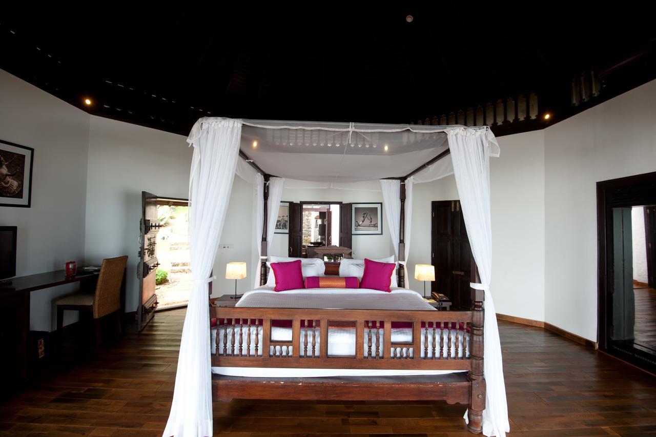 Niraamaya Wellness Retreats, Surya Samudra, Ковалам Екстер'єр фото